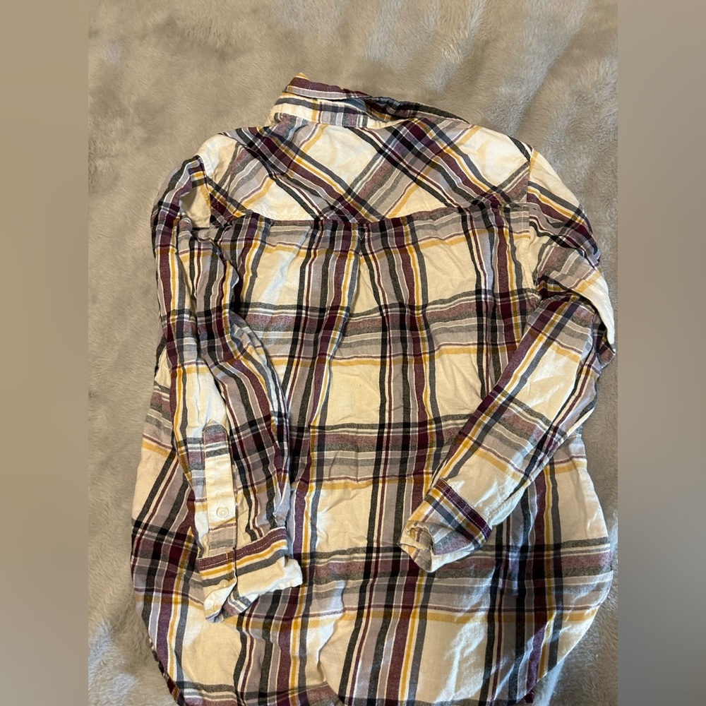 Plaid button up - Picture 4 of 4
